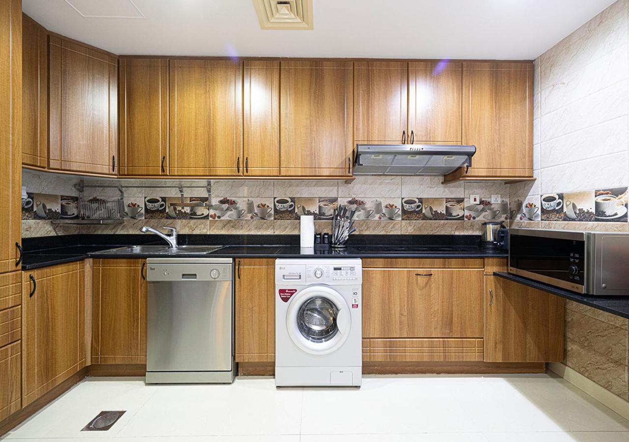 Luxury 4 Bhk Sea, Ain & Palm View In Marina! Apartamento Dubai