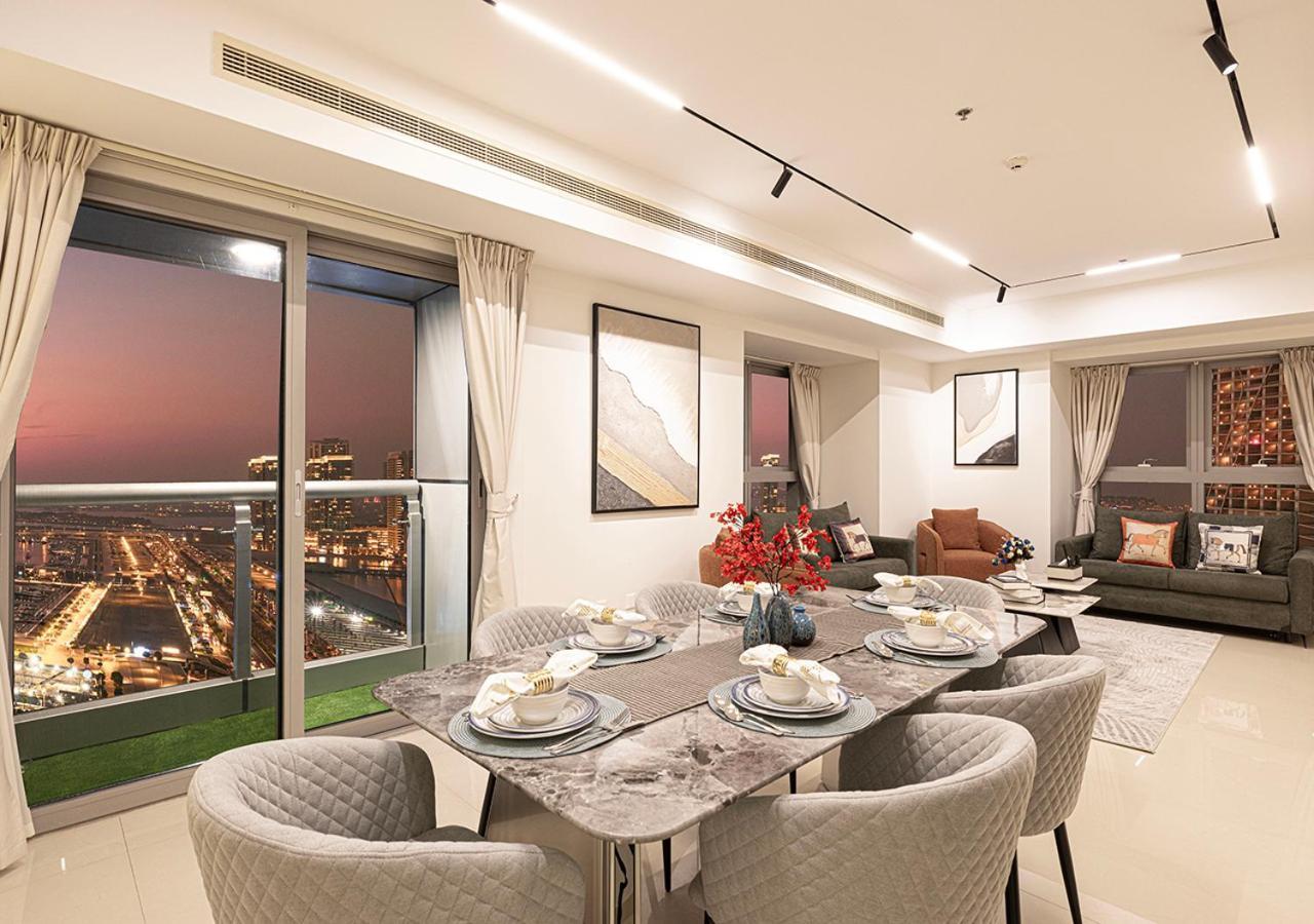 Luxury 4 Bhk Sea, Ain & Palm View In Marina!