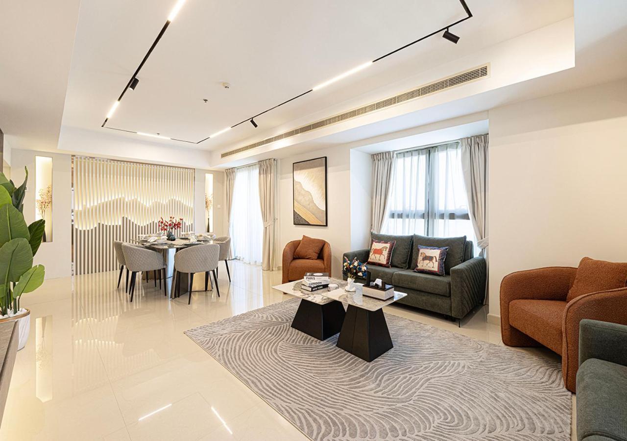 Luxury 4 Bhk Sea, Ain & Palm View In Marina!